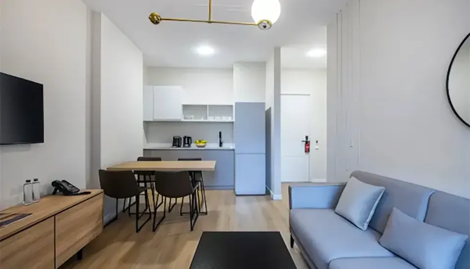 هتل استپس باتومی